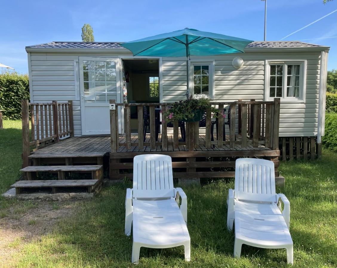 Camping Les Portes Du Perche Mamers Exterior foto
