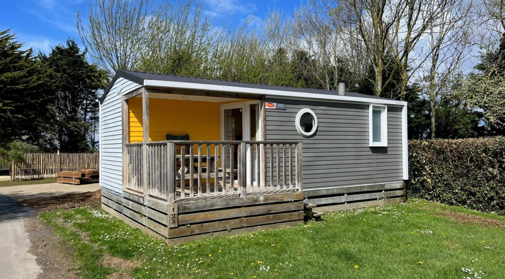 Camping Les Portes Du Perche Mamers Exterior foto